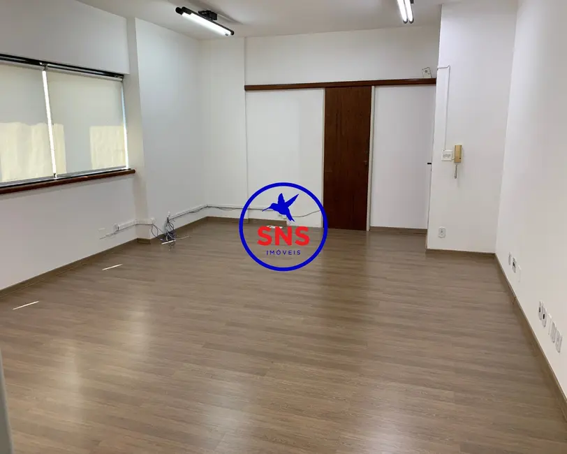 Sala Comercial para alugar, 40m2 em Centro, Campinas - SP - imagem 2 Foto 2 de Sala Comercial para alugar, 40m2 em Centro, Campinas - SP