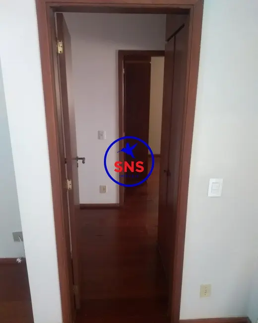 Foto 4 de Apartamento com 3 quartos para alugar, 105m2 em Cambuí, Campinas - SP