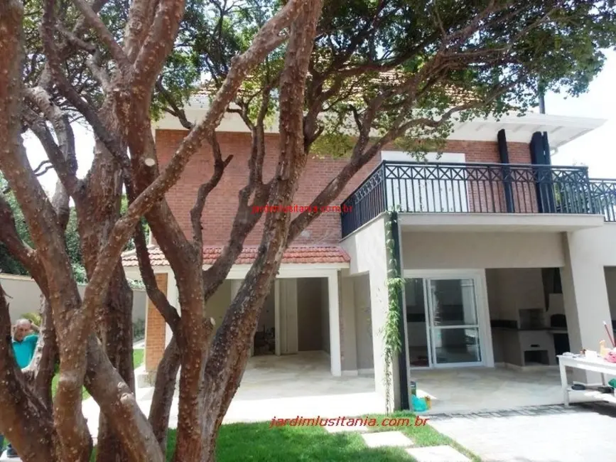 Foto 2 de Casa com 5 quartos à venda e para alugar, 720m2 em São Paulo - SP