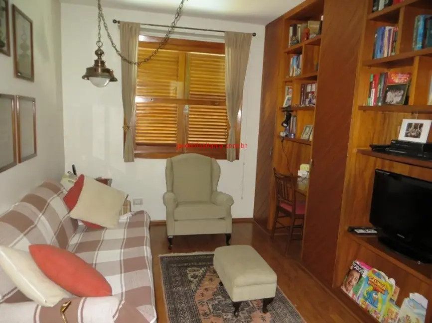 Foto 2 de Casa com 4 quartos à venda, 560m2 em São Paulo - SP