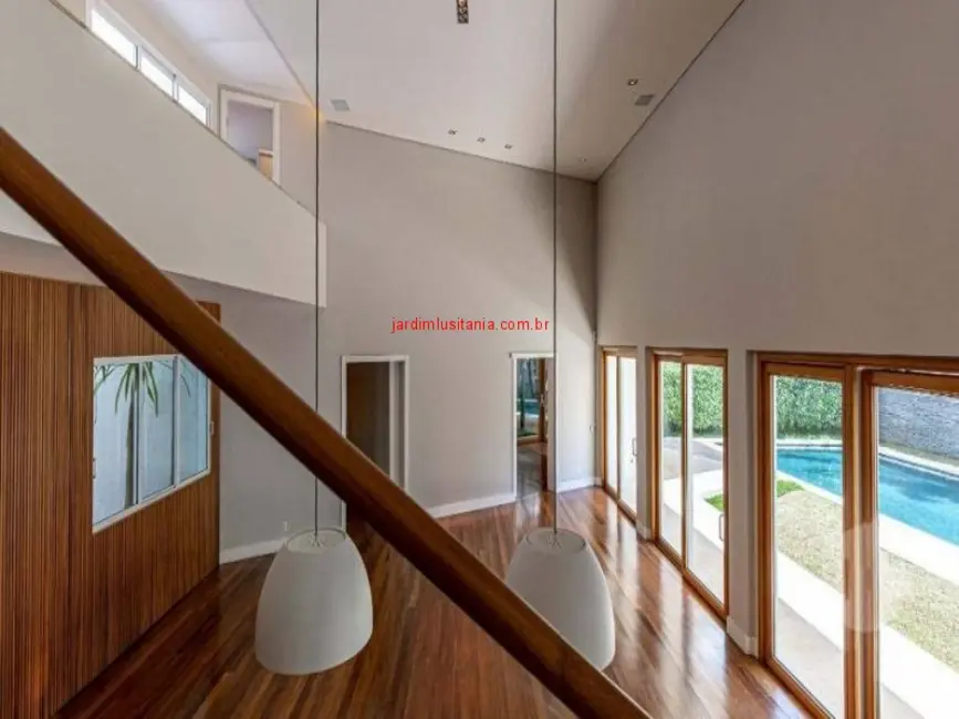 Foto 8 de Casa com 4 quartos à venda, 540m2 em Jardim Luzitânia, São Paulo - SP
