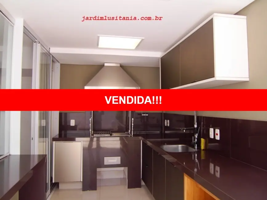 Foto 1 de Casa com 4 quartos à venda, 270m2 em Jardim Luzitânia, São Paulo - SP
