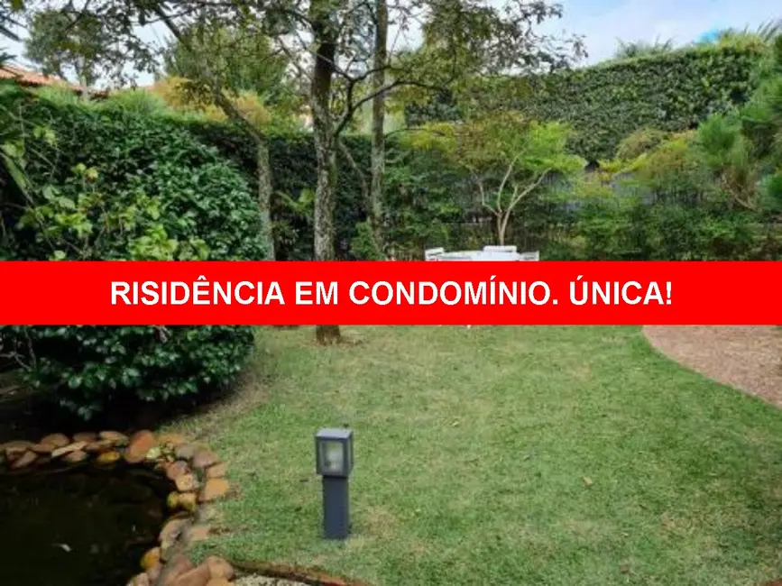 Foto 1 de Casa de Condomínio com 4 quartos para alugar, 598m2 em São Paulo - SP