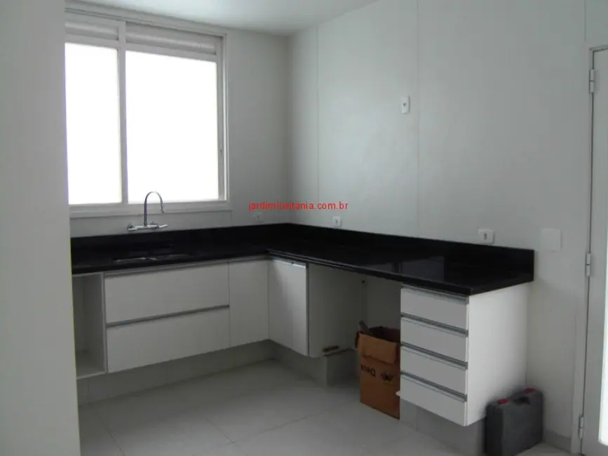 Foto 7 de Casa com 3 quartos à venda, 250m2 em Jardim Luzitânia, São Paulo - SP