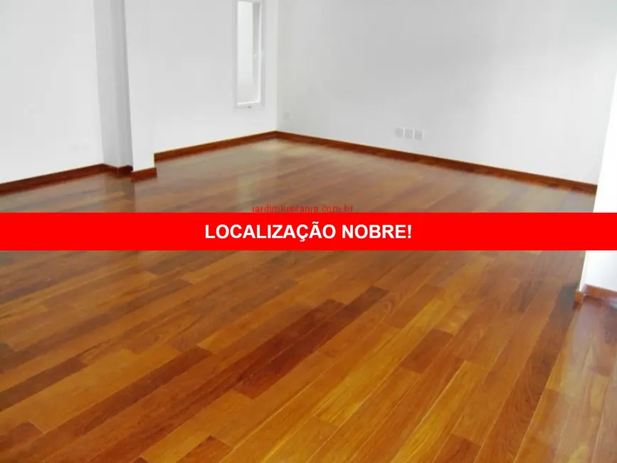 Foto 1 de Casa com 3 quartos à venda, 250m2 em Jardim Luzitânia, São Paulo - SP