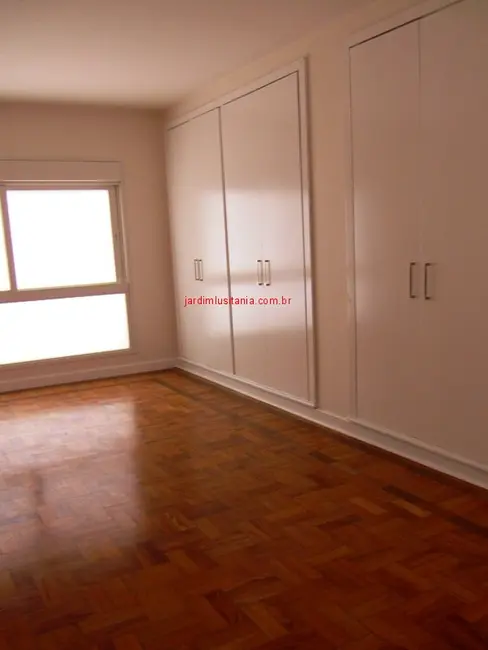 Foto 9 de Casa com 3 quartos à venda, 250m2 em Jardim Luzitânia, São Paulo - SP