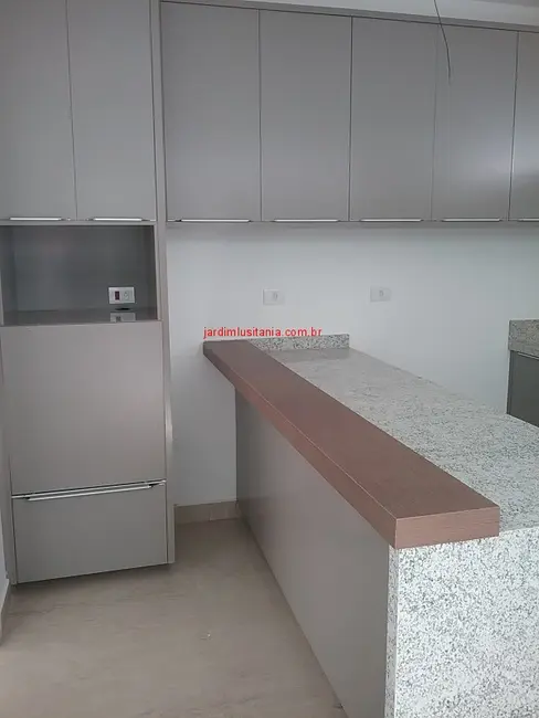 Foto 6 de Casa com 3 quartos à venda e para alugar, 317m2 em Jardim Luzitânia, São Paulo - SP