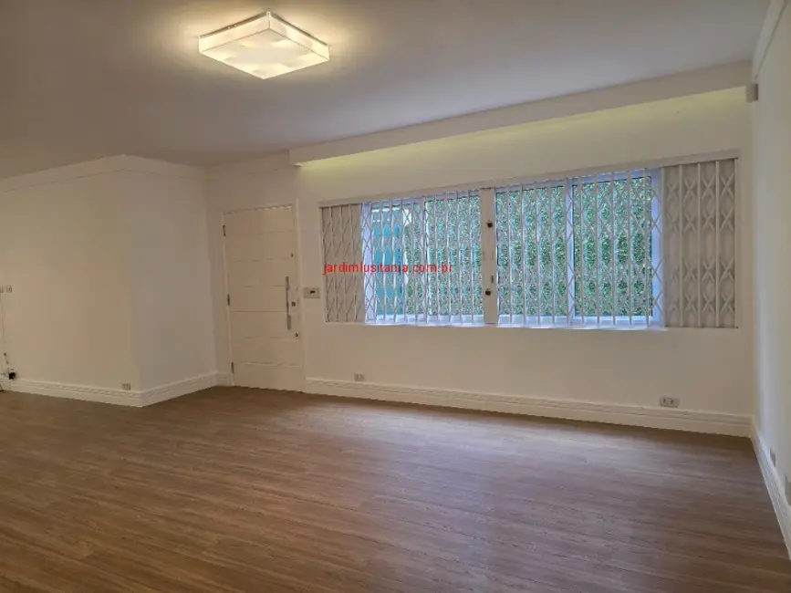 Casa de Condomínio com 4 quartos à venda e para alugar, 320m2 em São Paulo - SP - imagem 3 Foto 3 de Casa de Condomínio com 4 quartos à venda e para alugar, 320m2 em São Paulo - SP