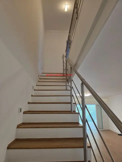 Foto 2 de Casa de Condomínio com 4 quartos à venda e para alugar, 320m2 em São Paulo - SP
