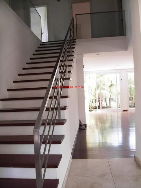 Casa com 4 quartos à venda e para alugar, 300m2 em Jardim Luzitânia, São Paulo - SP - imagem 8 Foto 8 de Casa com 4 quartos à venda e para alugar, 300m2 em Jardim Luzitânia, São Paulo - SP