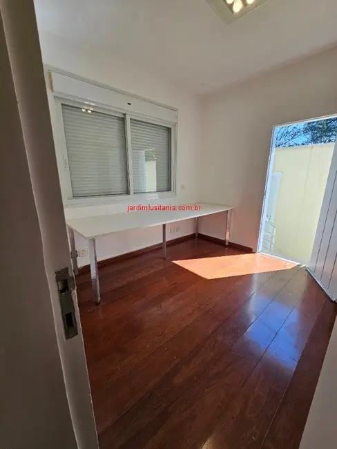 Casa com 4 quartos à venda e para alugar, 300m2 em Jardim Luzitânia, São Paulo - SP - imagem 7 Foto 7 de Casa com 4 quartos à venda e para alugar, 300m2 em Jardim Luzitânia, São Paulo - SP