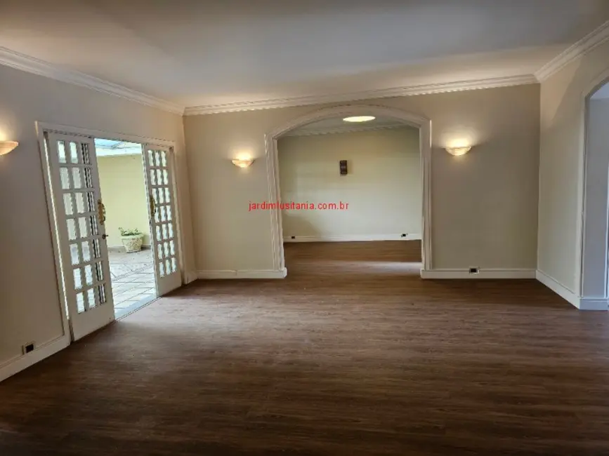 Casa com 4 quartos à venda e para alugar, 340m2 em São Paulo - SP - imagem 3 Foto 3 de Casa com 4 quartos à venda e para alugar, 340m2 em São Paulo - SP