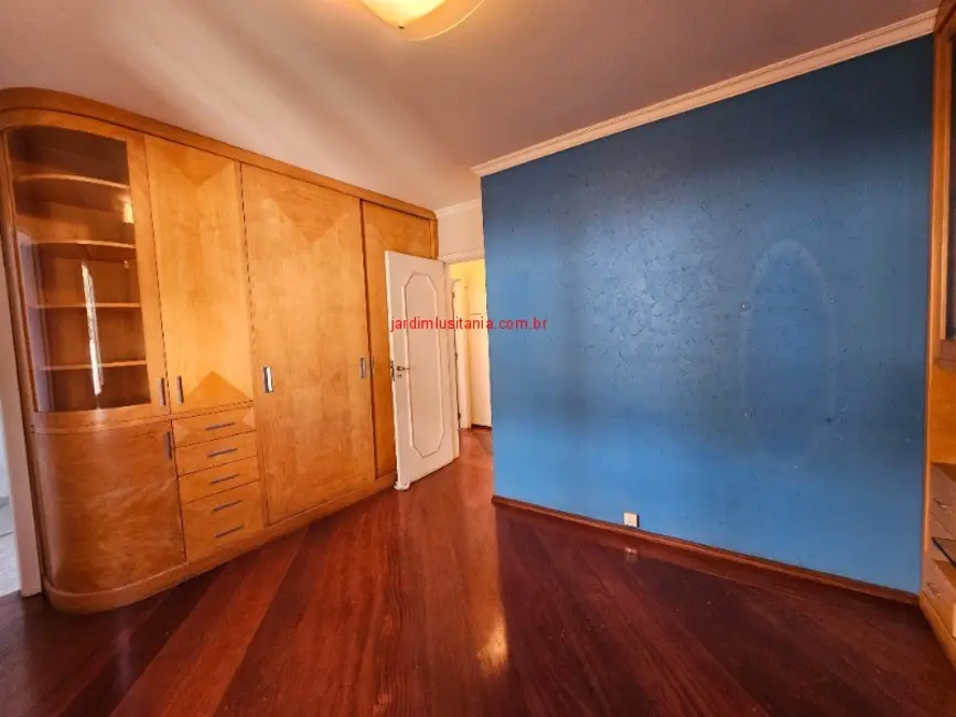 Casa com 4 quartos à venda e para alugar, 340m2 em São Paulo - SP - imagem 9 Foto 9 de Casa com 4 quartos à venda e para alugar, 340m2 em São Paulo - SP