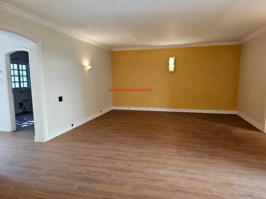 Foto 2 de Casa com 4 quartos à venda e para alugar, 340m2 em São Paulo - SP