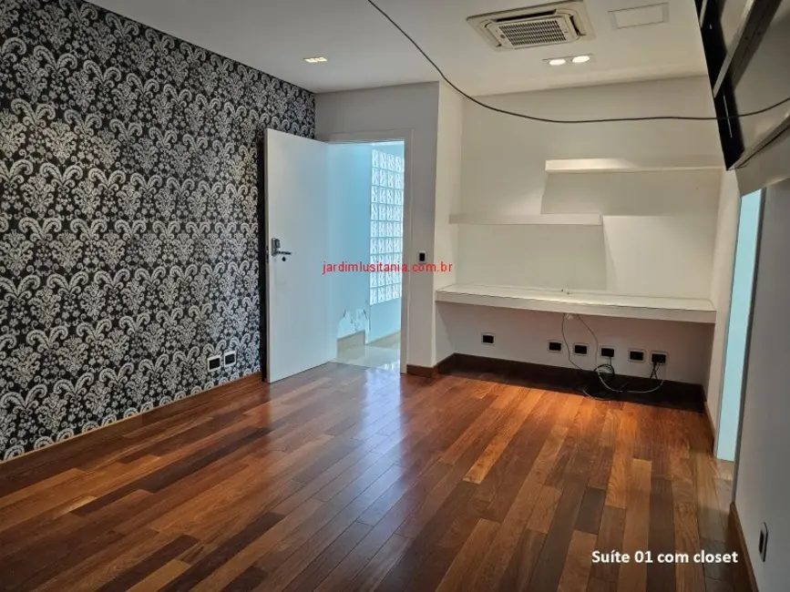 Casa com 5 quartos à venda, 700m2 em Jardim Luzitânia, São Paulo - SP - imagem 9 Foto 9 de Casa com 5 quartos à venda, 700m2 em Jardim Luzitânia, São Paulo - SP