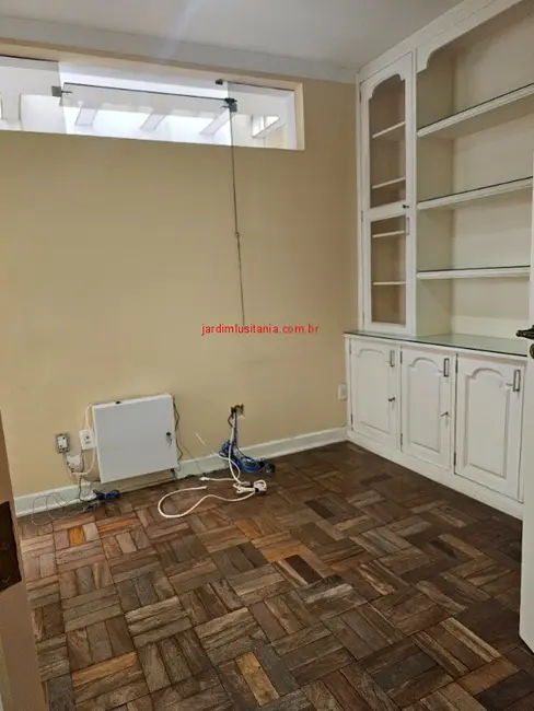 Foto 3 de Casa com 4 quartos para alugar, 355m2 em São Paulo - SP