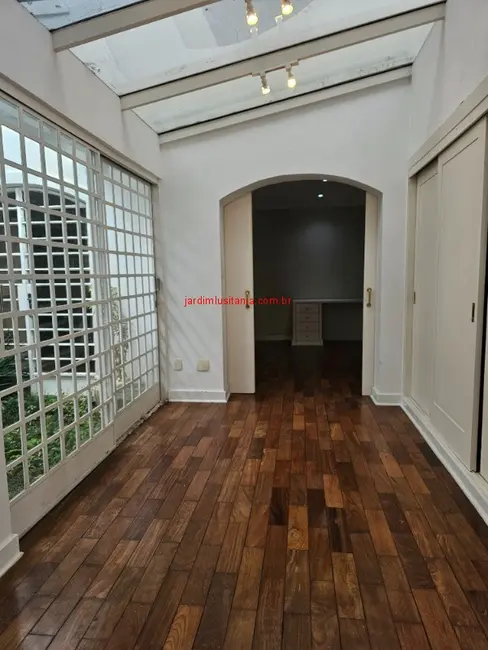 Foto 7 de Casa com 4 quartos para alugar, 355m2 em São Paulo - SP