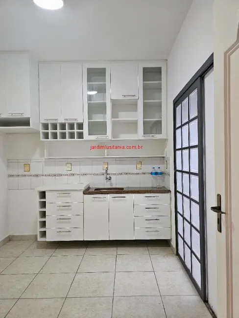Foto 5 de Casa com 4 quartos para alugar, 355m2 em São Paulo - SP