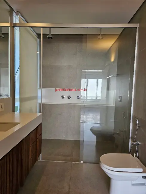 Foto 6 de Casa com 4 quartos para alugar, 350m2 em São Paulo - SP