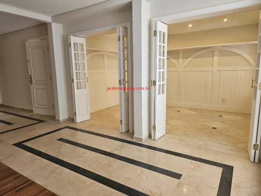 Foto 4 de Casa com 4 quartos para alugar, 265m2 em São Paulo - SP