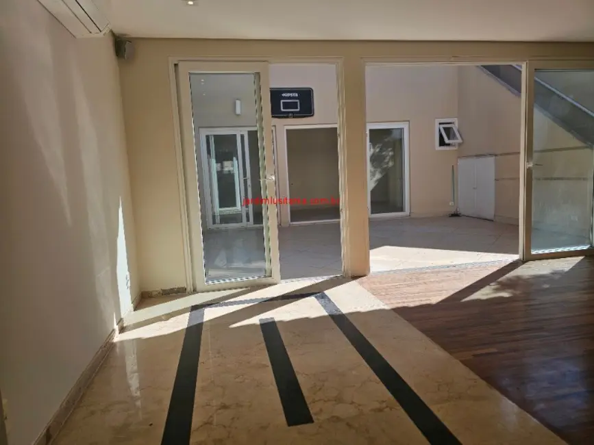Foto 6 de Casa com 4 quartos para alugar, 265m2 em São Paulo - SP