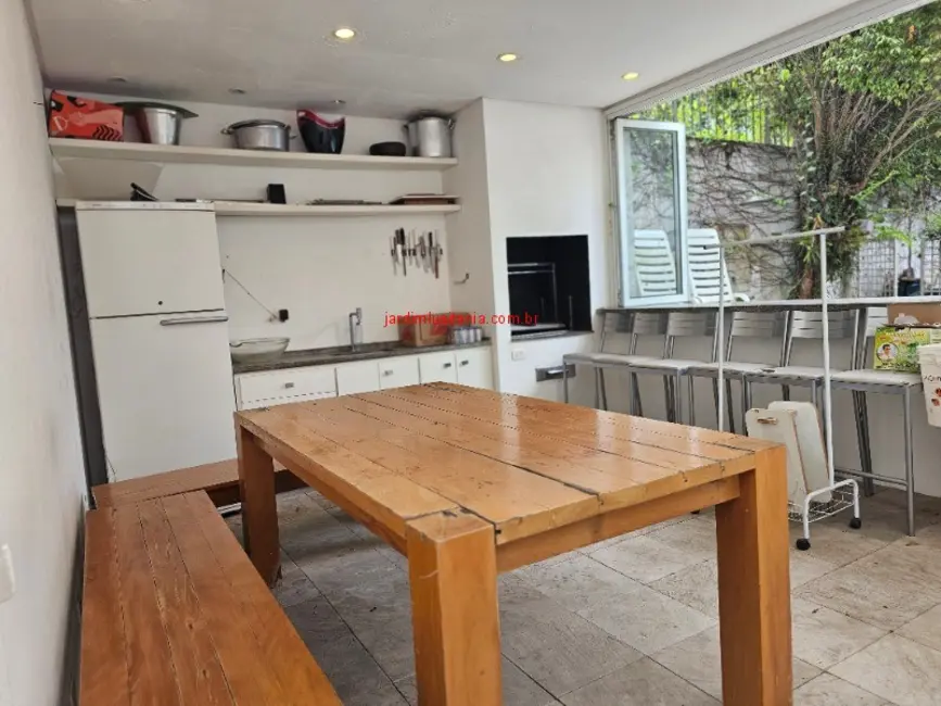 Casa com 5 quartos à venda, 600m2 em Jardim Luzitânia, São Paulo - SP - imagem 6 Foto 6 de Casa com 5 quartos à venda, 600m2 em Jardim Luzitânia, São Paulo - SP