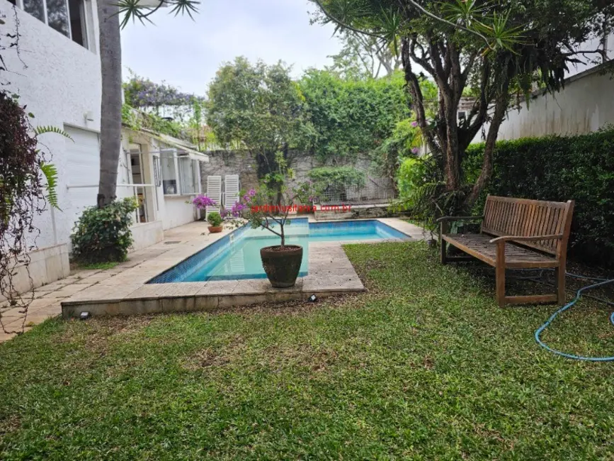 Casa com 5 quartos à venda, 600m2 em Jardim Luzitânia, São Paulo - SP - imagem 5 Foto 5 de Casa com 5 quartos à venda, 600m2 em Jardim Luzitânia, São Paulo - SP