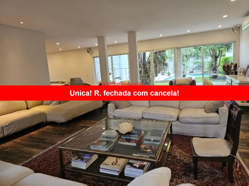 Foto 1 de Casa com 5 quartos à venda, 600m2 em Jardim Luzitânia, São Paulo - SP