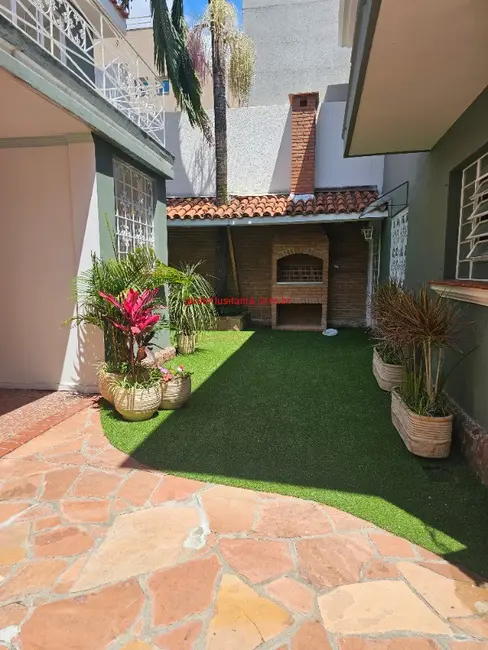 Foto 7 de Casa com 4 quartos para alugar, 400m2 em Jardim Luzitânia, São Paulo - SP