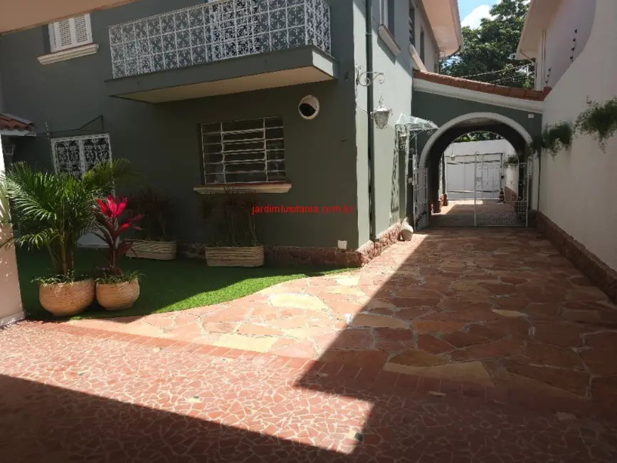 Casa com 4 quartos para alugar, 400m2 em Jardim Luzitânia, São Paulo - SP - imagem 4 Foto 4 de Casa com 4 quartos para alugar, 400m2 em Jardim Luzitânia, São Paulo - SP