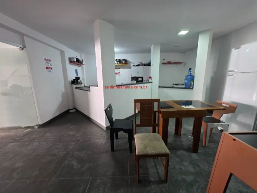 Casa com 20 quartos à venda, 650m2 em São Paulo - SP - imagem 6 Foto 6 de Casa com 20 quartos à venda, 650m2 em São Paulo - SP