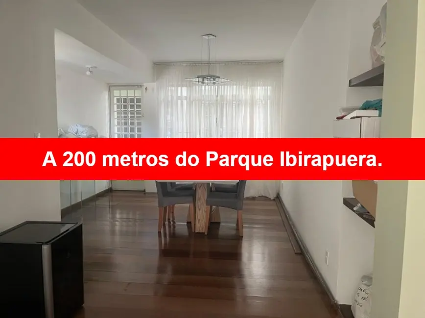 Foto 1 de Casa com 4 quartos à venda, 350m2 em São Paulo - SP