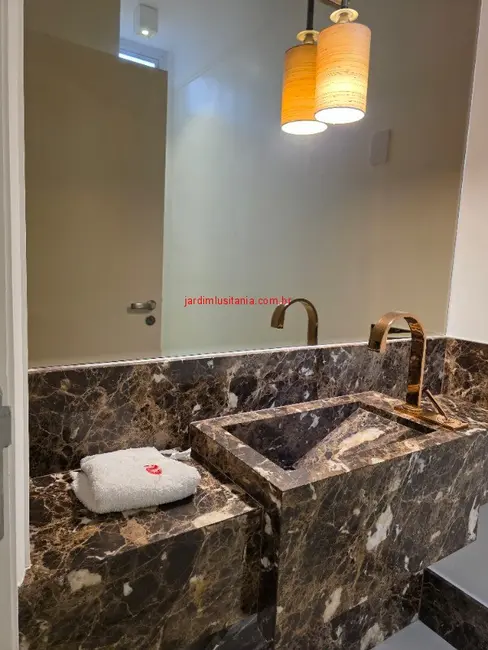 Foto 3 de Casa com 4 quartos à venda e para alugar, 320m2 em São Paulo - SP