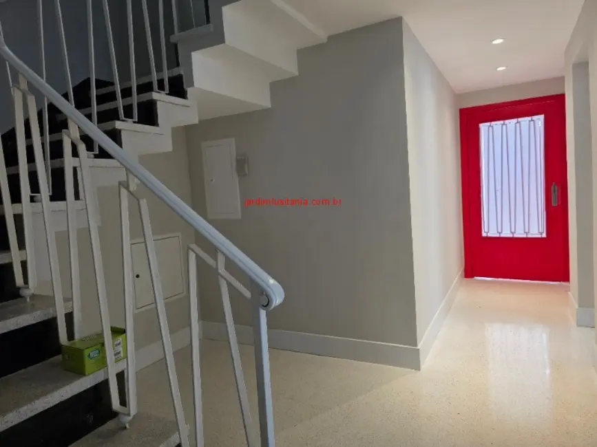 Foto 1 de Casa com 4 quartos à venda e para alugar, 320m2 em Jardim Luzitânia, São Paulo - SP