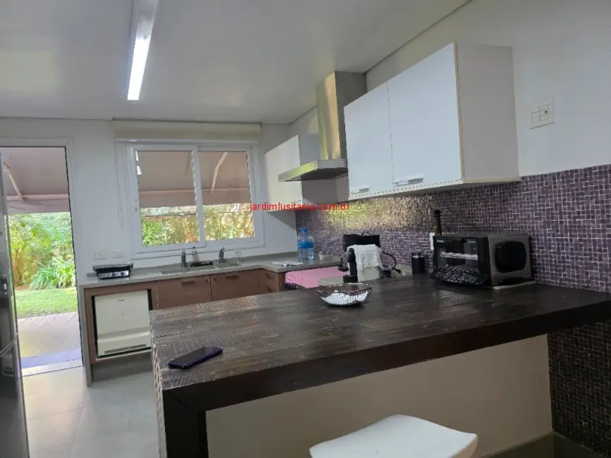 Foto 8 de Casa com 4 quartos à venda e para alugar, 400m2 em São Paulo - SP