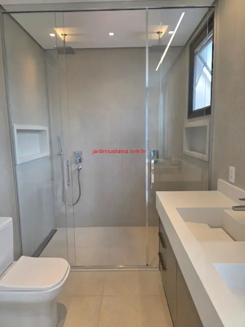 Casa com 4 quartos à venda, 550m2 em São Paulo - SP - imagem 8 Foto 8 de Casa com 4 quartos à venda, 550m2 em São Paulo - SP