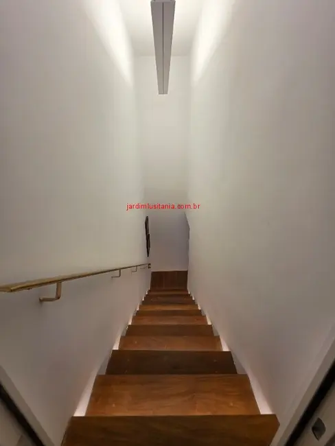 Casa com 3 quartos à venda, 320m2 em São Paulo - SP - imagem 8 Foto 8 de Casa com 3 quartos à venda, 320m2 em São Paulo - SP