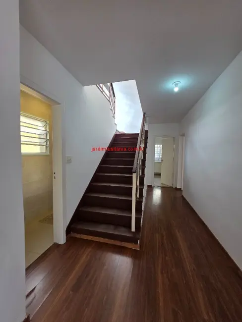 Foto 5 de Casa com 4 quartos para alugar, 300m2 em Jardim Luzitânia, São Paulo - SP