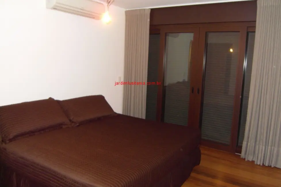 Foto 9 de Casa com 4 quartos à venda, 600m2 em Jardim Luzitânia, São Paulo - SP