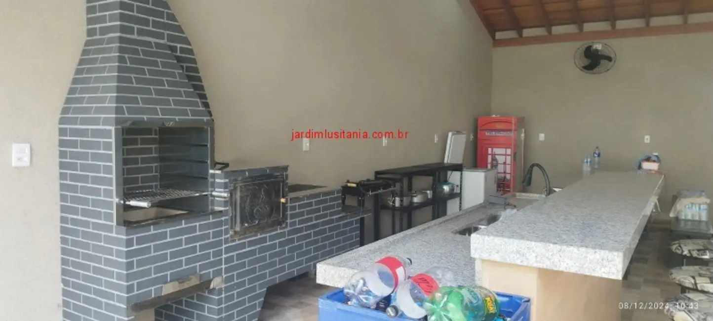 Foto 9 de Casa com 4 quartos à venda, 271m2 em Olimpia - SP