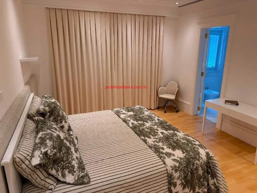 Foto 6 de Casa com 5 quartos à venda, 970m2 em Vila Nova Conceição, São Paulo - SP