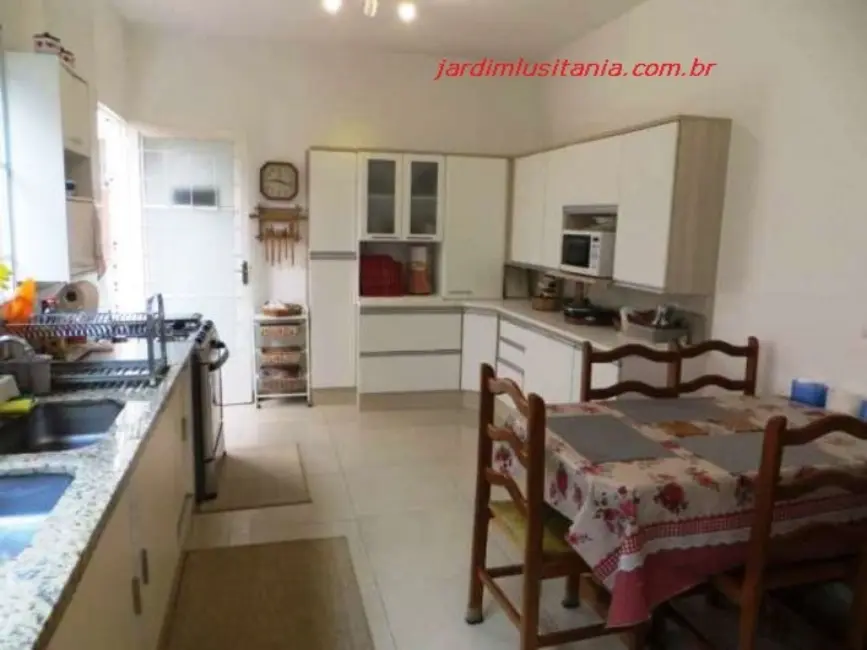 Casa com 5 quartos à venda e para alugar, 401m2 em São Paulo - SP - imagem 4 Foto 4 de Casa com 5 quartos à venda e para alugar, 401m2 em São Paulo - SP