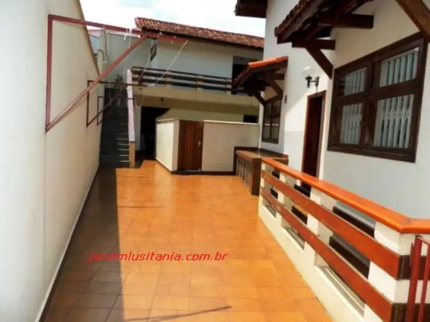 Casa com 5 quartos à venda e para alugar, 401m2 em São Paulo - SP - imagem 8 Foto 8 de Casa com 5 quartos à venda e para alugar, 401m2 em São Paulo - SP