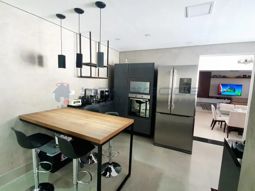 Foto 7 de Casa com 3 quartos à venda, 306m2 em Louveira - SP