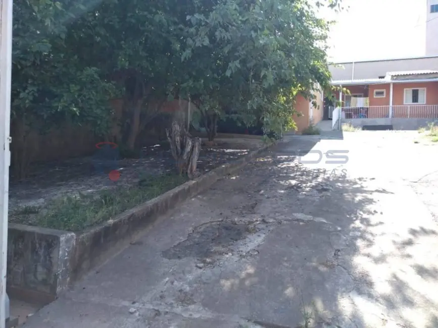 Casa com 3 quartos à venda, 360m2 em Jardim Santa Lúcia, Campinas - SP - imagem 2 Foto 2 de Casa com 3 quartos à venda, 360m2 em Jardim Santa Lúcia, Campinas - SP