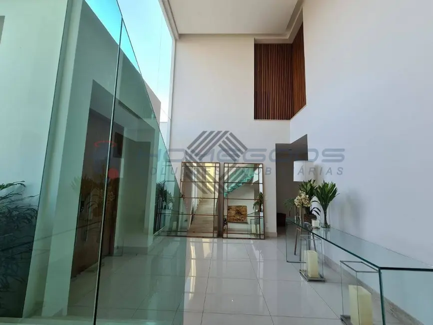 Foto 3 de Casa com 4 quartos à venda, 540m2 em Votorantim - SP