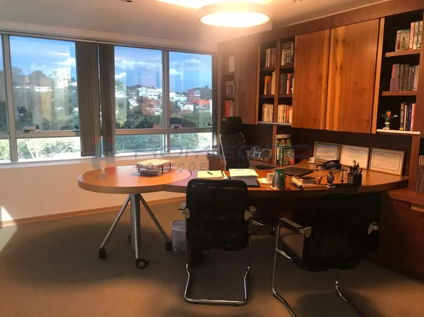 Sala Comercial à venda, 100m2 em Cambuí, Campinas - SP - imagem 6 Foto 6 de Sala Comercial à venda, 100m2 em Cambuí, Campinas - SP