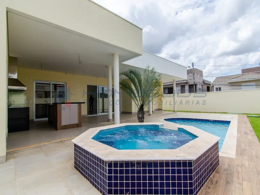 Foto 4 de Casa com 3 quartos à venda, 314m2 em Swiss Park, Campinas - SP