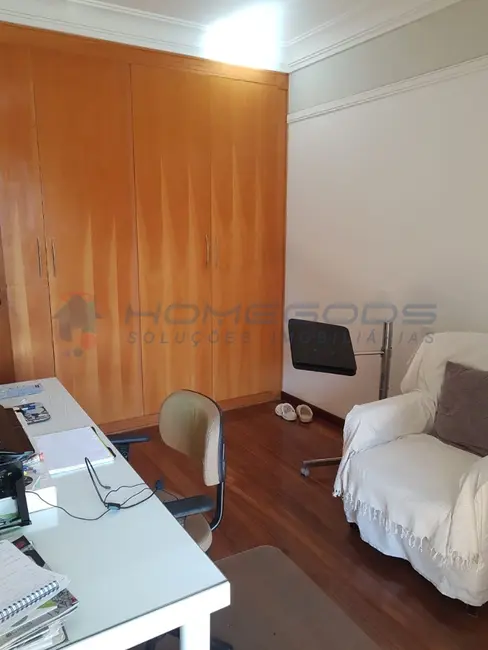 Foto 4 de Apartamento com 4 quartos à venda, 240m2 em Cambuí, Campinas - SP