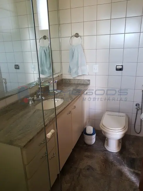 Foto 6 de Apartamento com 4 quartos à venda, 240m2 em Cambuí, Campinas - SP